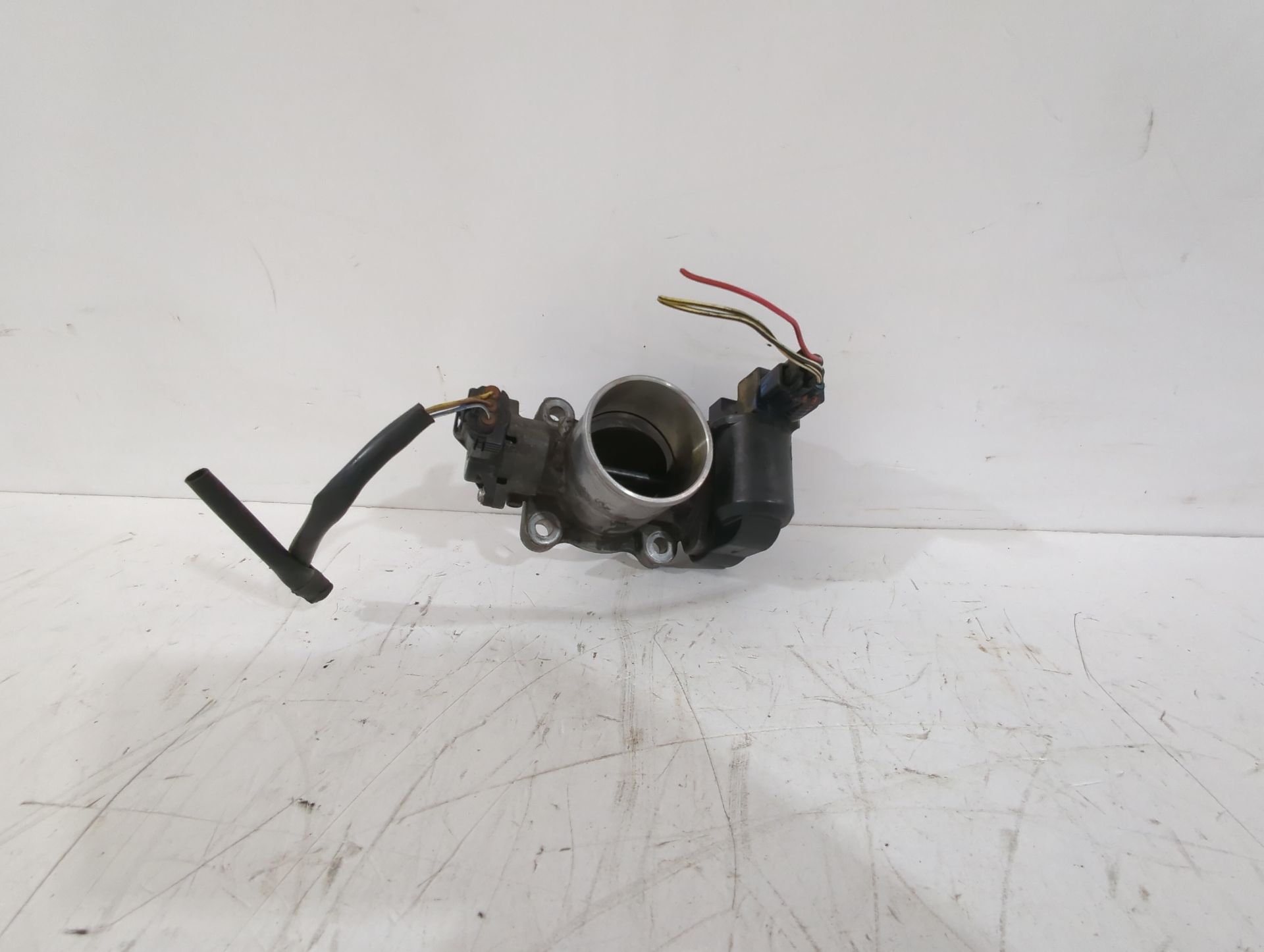 caja_mariposa_261000r010_toyota_corolla_verso_zer_zze12_r1_2_2_d_4d_aur10