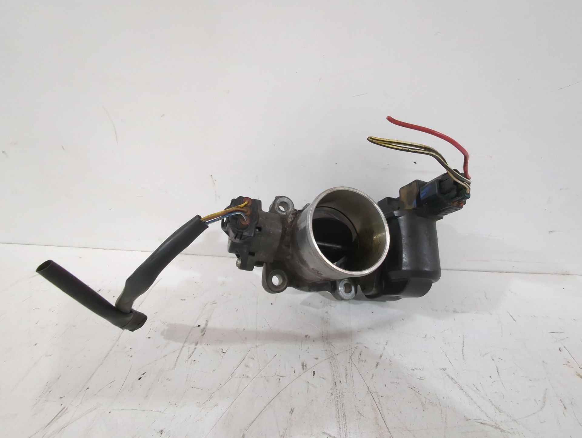 caja_mariposa_261000r010_toyota_corolla_verso_zer_zze12_r1_2_2_d_4d_aur10