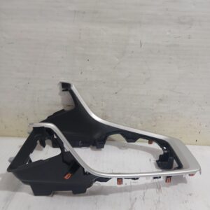 moldura_5880542080_toyota_rav_4_v_a5_h5_2_0_mxaa52