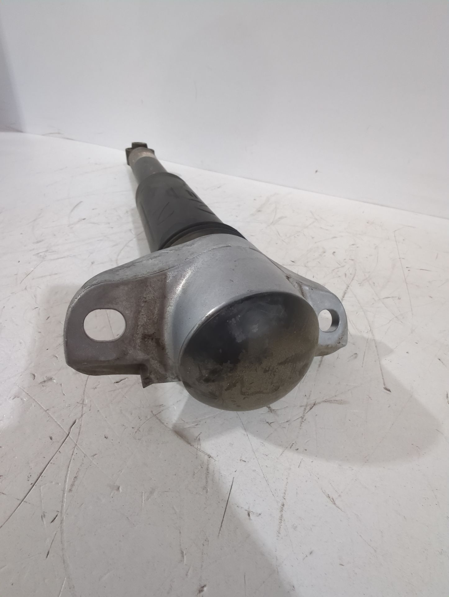 amortiguador_trasero_izquierdo_4853080897_toyota_rav_4_v_a5_h5_2_0_mxaa52