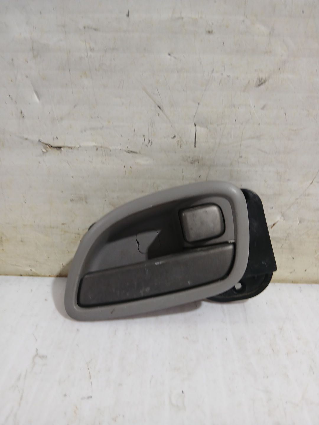 maneta_interior_trasera_derecha_826201d020_kia_carens_iii_monospace_un_2_0_crdi_140