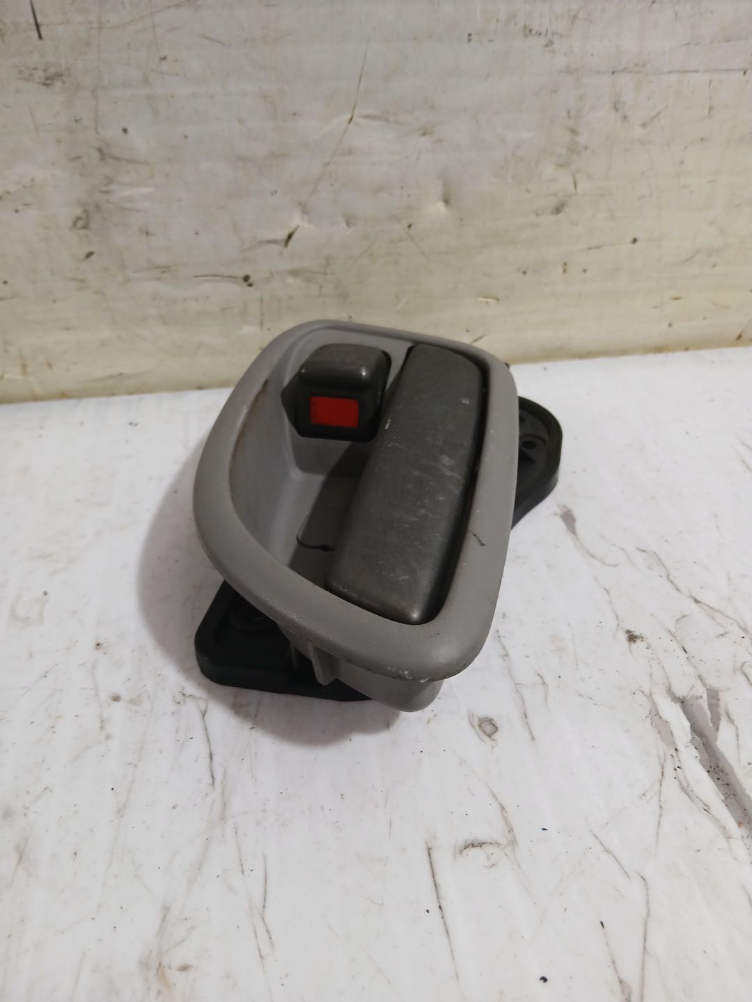 maneta_interior_trasera_derecha_826201d020_kia_carens_iii_monospace_un_2_0_crdi_140