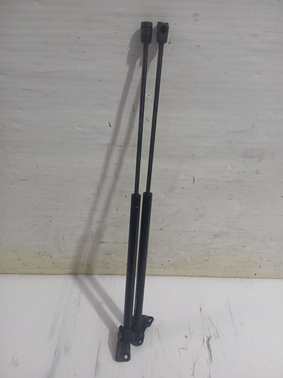 amortiguadores_maletero_porton_817801d010_kia_carens_iii_monospace_un_2_0_crdi_140