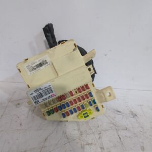 caja_reles_fusibles_919501d510_kia_carens_iii_monospace_un_2_0_crdi_140