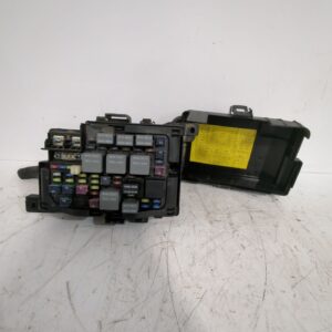 caja_reles_fusibles_919501d210_kia_carens_iii_monospace_un_2_0_crdi_140