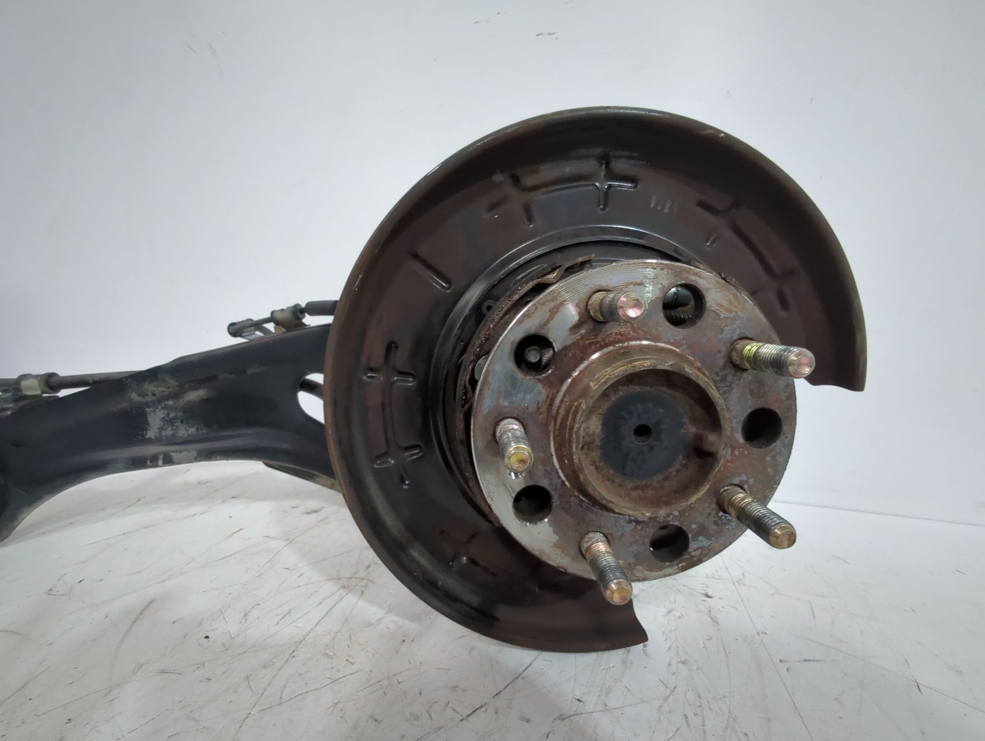 mangueta_trasera_derecha_527303k300_kia_carens_iii_monospace_un_2_0_crdi_140