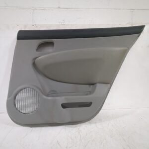 guarnecido_puerta_trasera_derecha_833021d0205x_kia_carens_iii_monospace_un_2_0_crdi_140