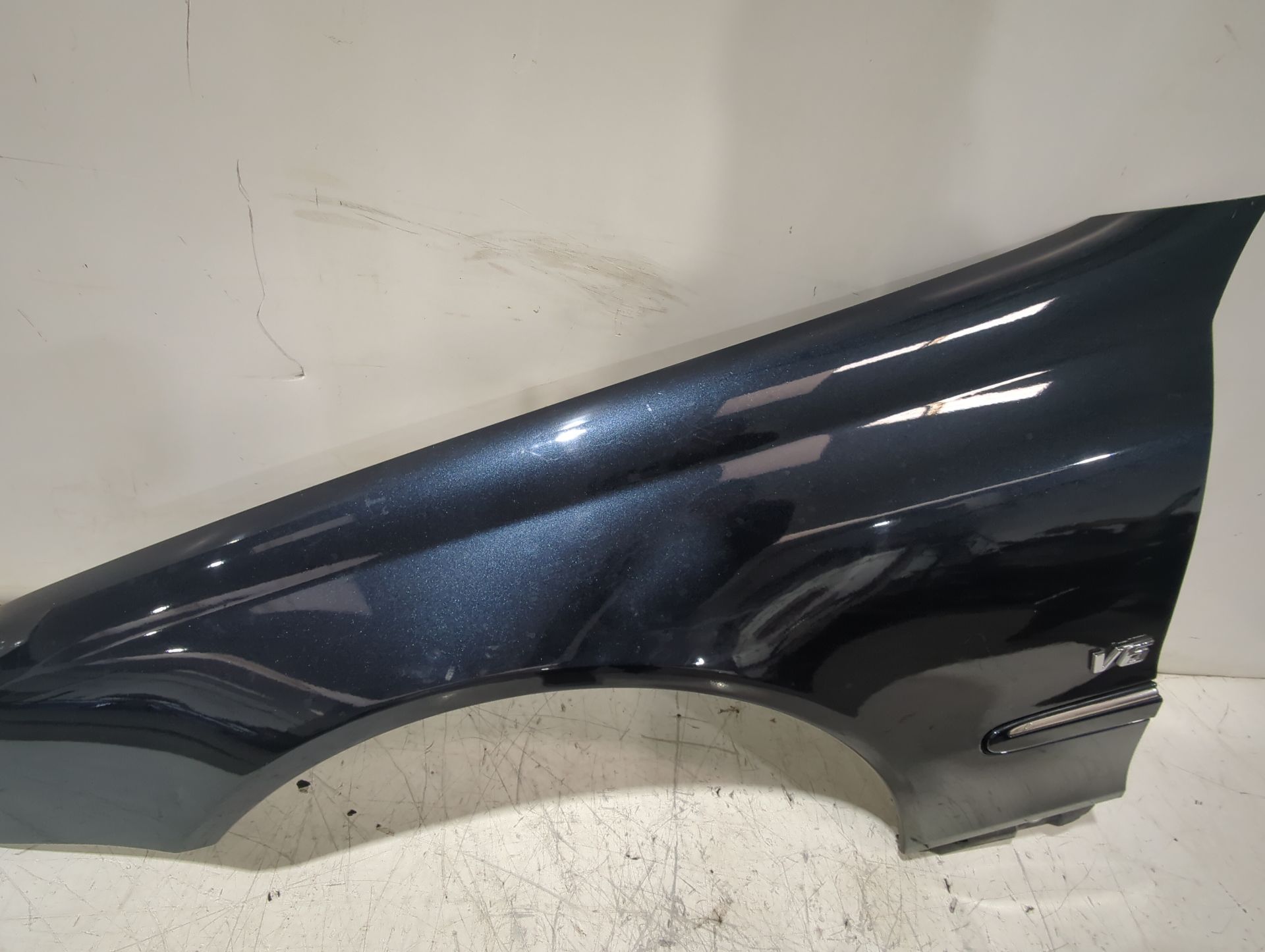 aleta_delantera_izquierda_2098800318_mercedes_benz_clk_c209_clk_240_209_361