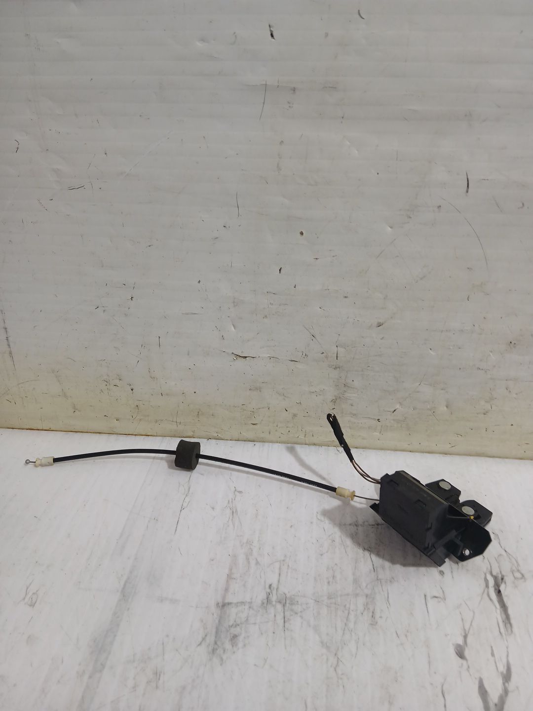 cerradura_maletero_porton_2037500184_mercedes_benz_clk_c209_clk_240_209_361