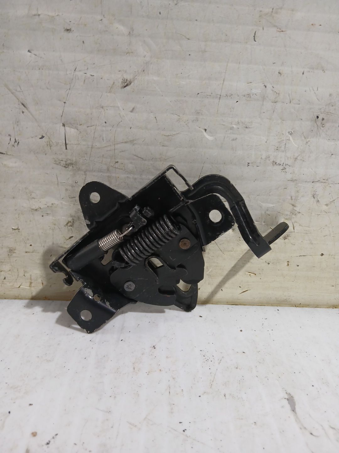 cerradura_capo_811301d000_kia_carens_iii_monospace_un_2_0_crdi_140