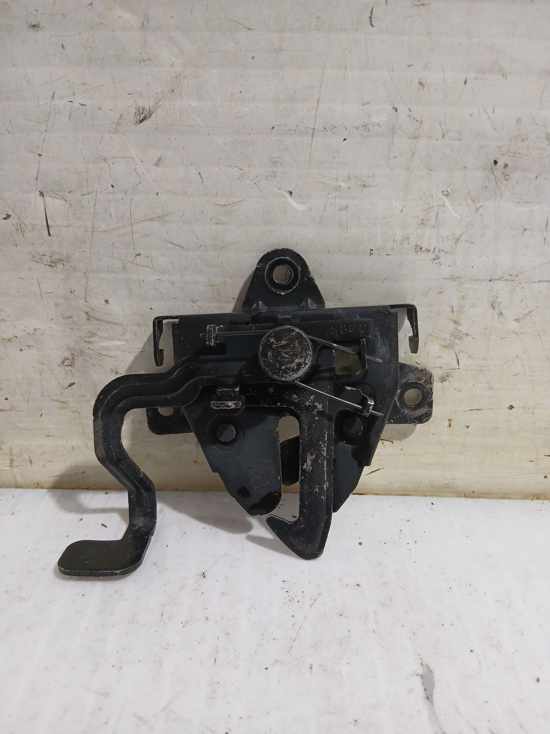 cerradura_capo_811301d000_kia_carens_iii_monospace_un_2_0_crdi_140