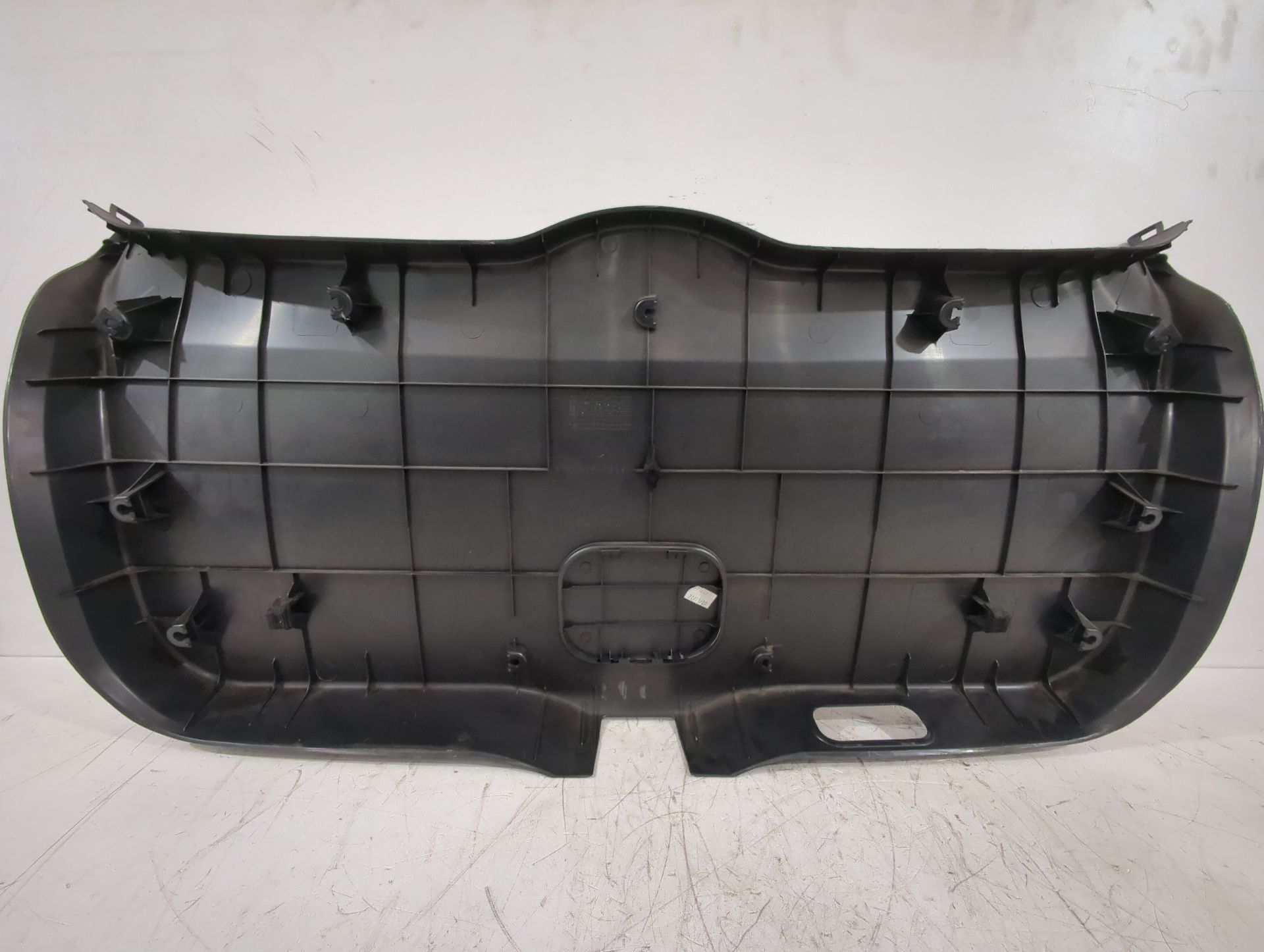 guarnecido_porton_trasero_7681102180_toyota_auris_e15_1_33_dual_vvti_nre150