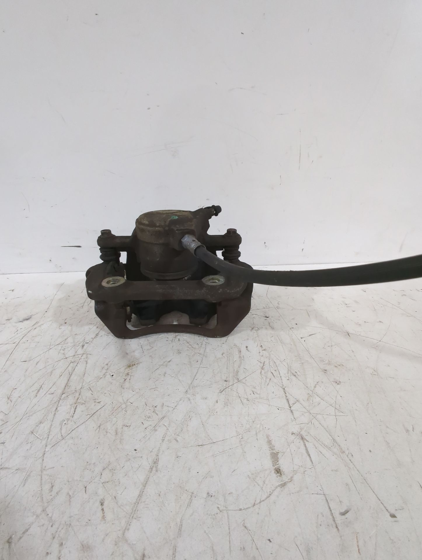 pinza_de_freno_delantera_izquierda_a0034202383_mercedes_benz_clk_c209_clk_240_209_361