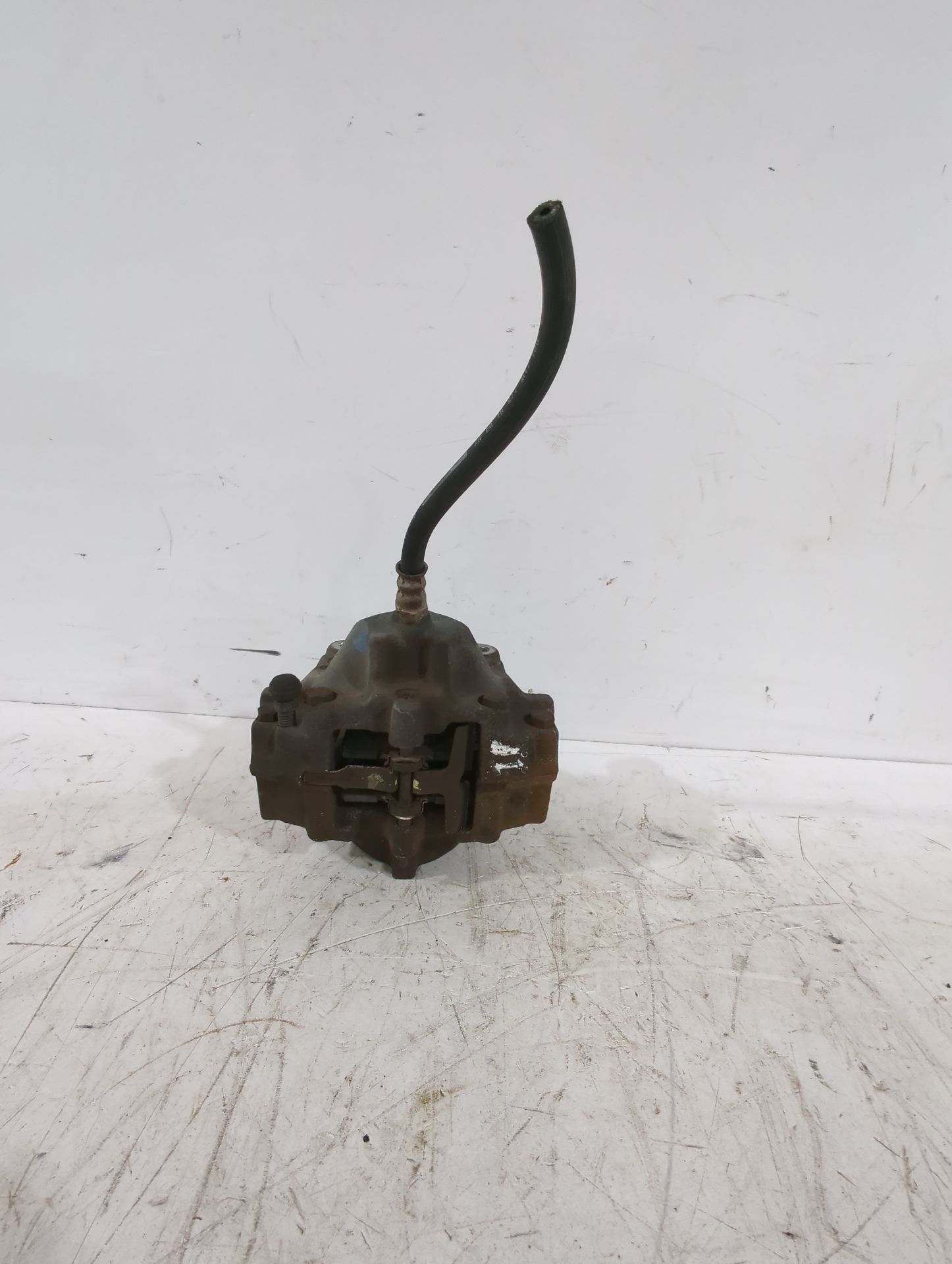 pinza_de_freno_trasera_izquierda_a0034239698_mercedes_benz_clk_c209_clk_240_209_361