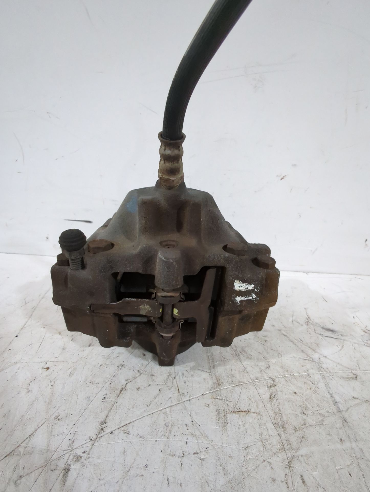 pinza_de_freno_trasera_izquierda_a0034239698_mercedes_benz_clk_c209_clk_240_209_361