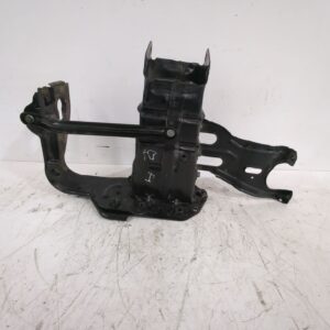 puntera_delantera_izquierda_de_paragolpes_a2096201395_mercedes_benz_clk_c209_clk_240_209_361