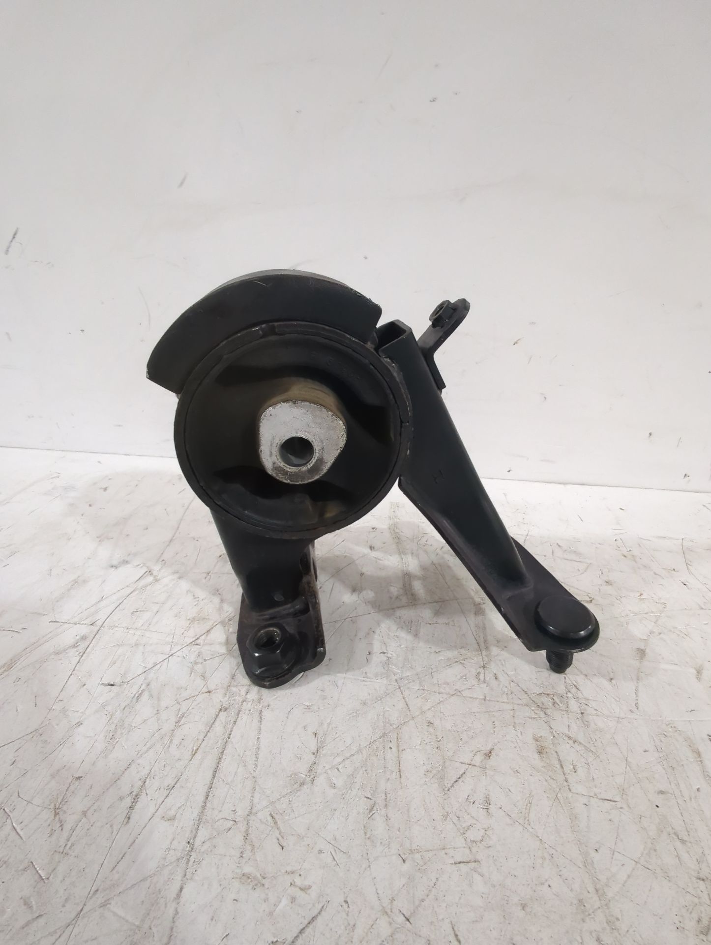 soporte_motor_trasero_123710d180_toyota_auris_e15_1_33_dual_vvti_nre150