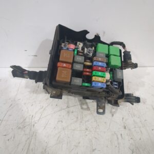 caja_reles_fusibles_9810295780_citr_n_jumpy_iii_furgoneta_v_1_5_bluehdi_100