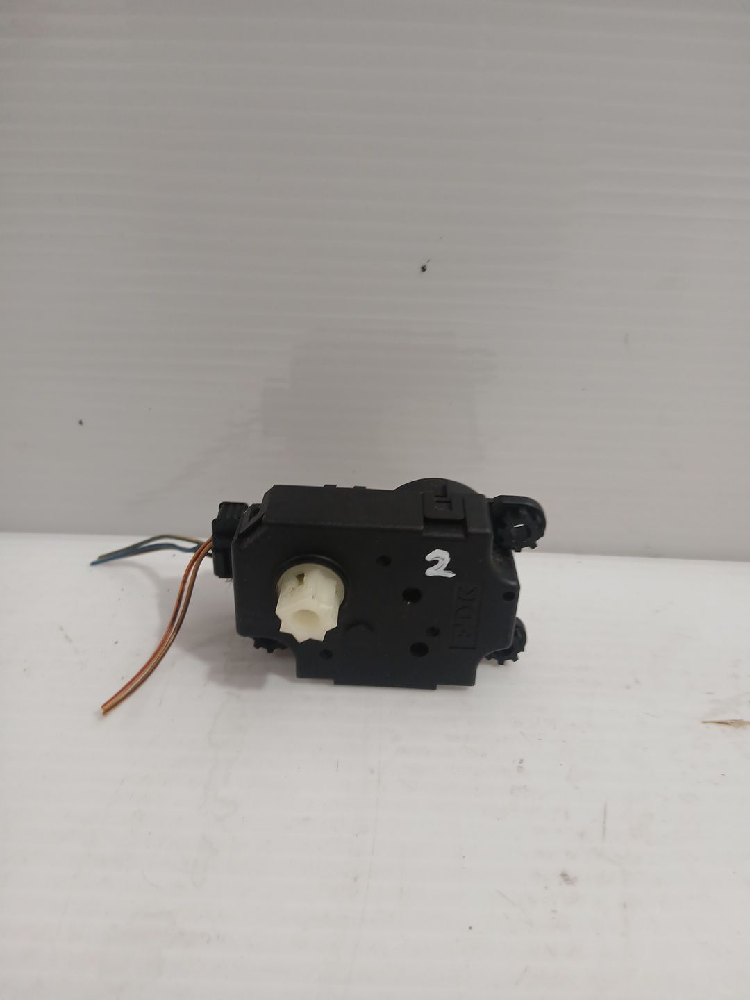 motor_apertura_trampilla_990432f_mini_mini_r56_one