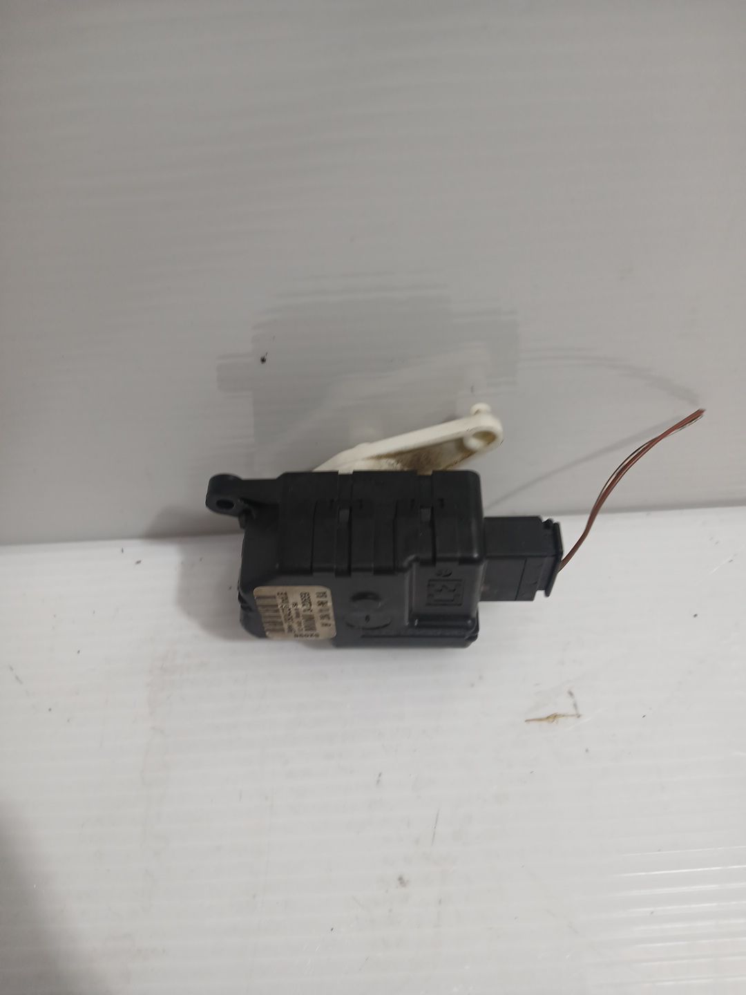 motor_apertura_trampilla_3422659_mini_mini_r56_one