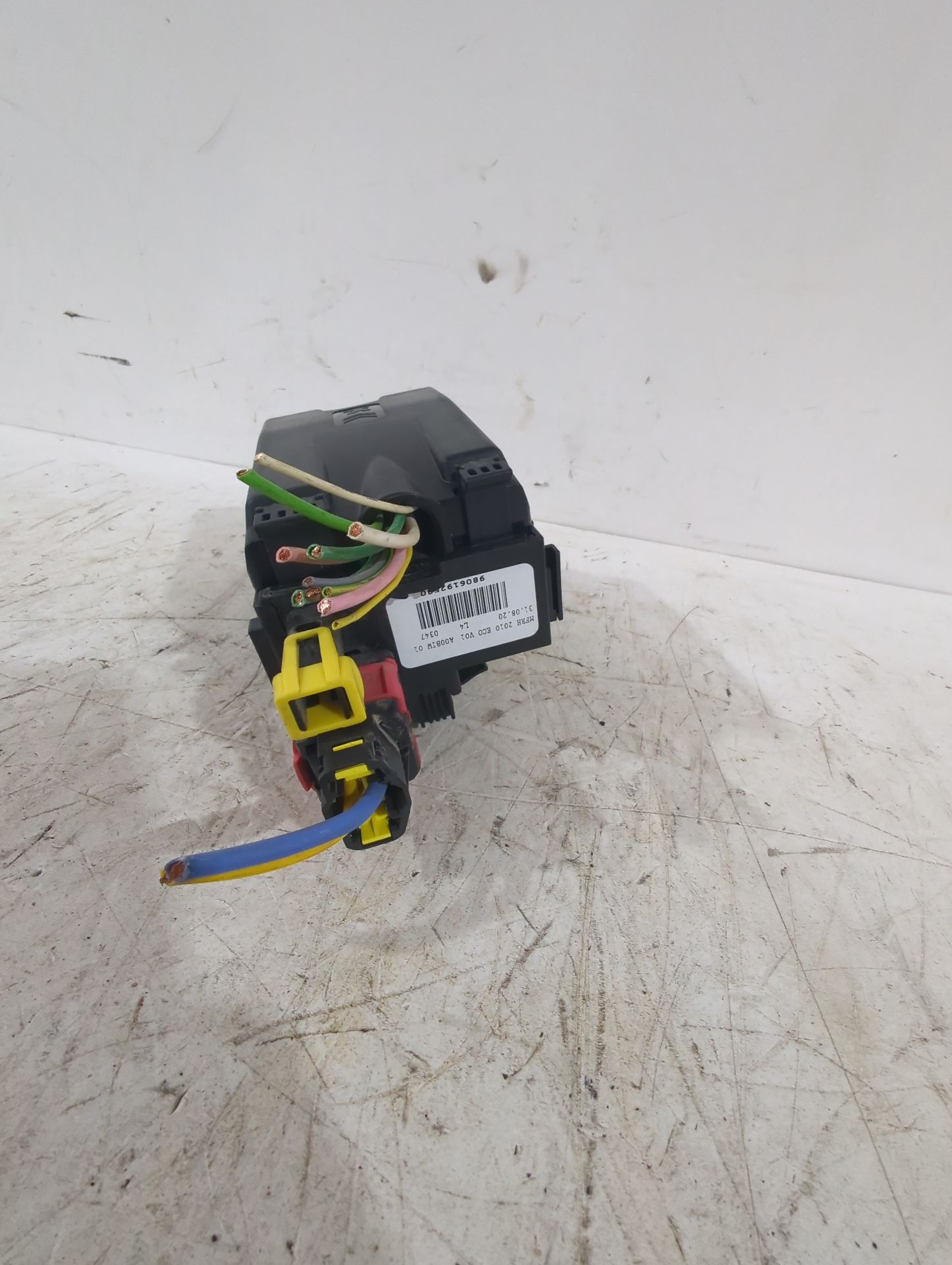 caja_reles_fusibles_9806192580_citr_n_jumpy_iii_furgoneta_v_1_5_bluehdi_100