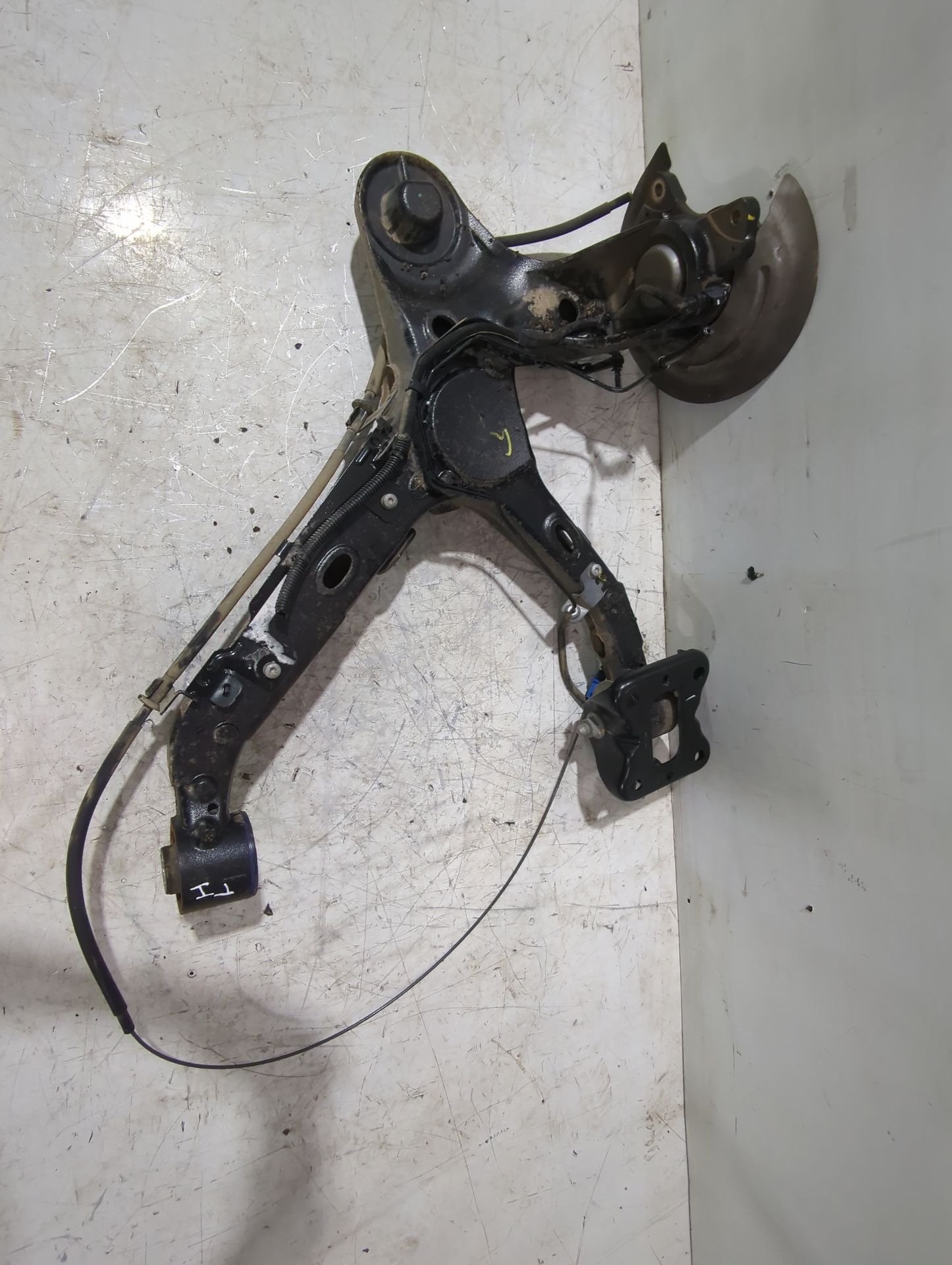 mangueta_trasera_izquierda_1619266680_citr_n_jumpy_iii_furgoneta_v_1_5_bluehdi_100