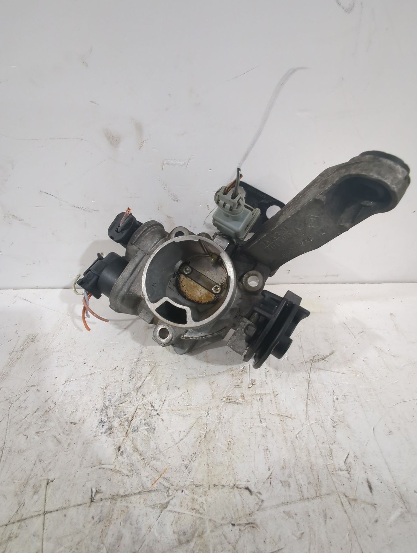 caja_mariposa_108120_renault_clio_ii_bb_cb_1_2_bb0a_bb0f_bb10_bb1k_bb28_bb2d_bb2h_cb0a