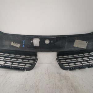 rejilla_delantera_8200083138_renault_clio_ii_bb_cb_1_2_bb0a_bb0f_bb10_bb1k_bb28_bb2d_bb2h_cb0a