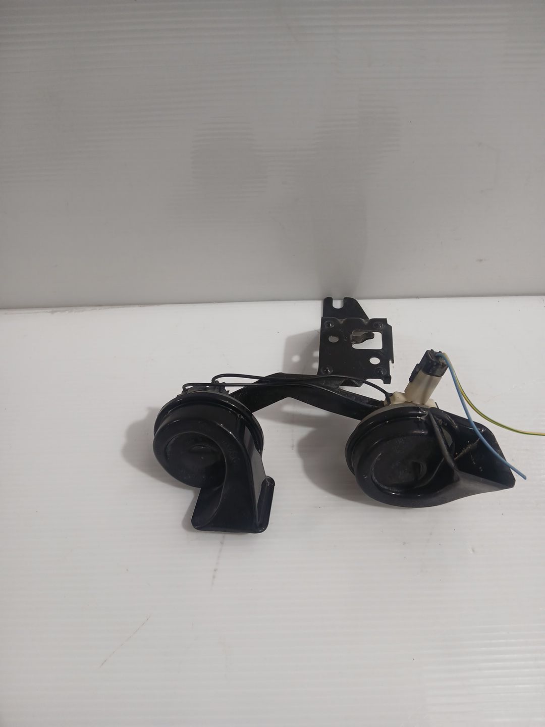 claxon_6236j2_peugeot_407_6d_2_0_hdi_135_6drhrh_6drhre_6drhrg_6drhrj