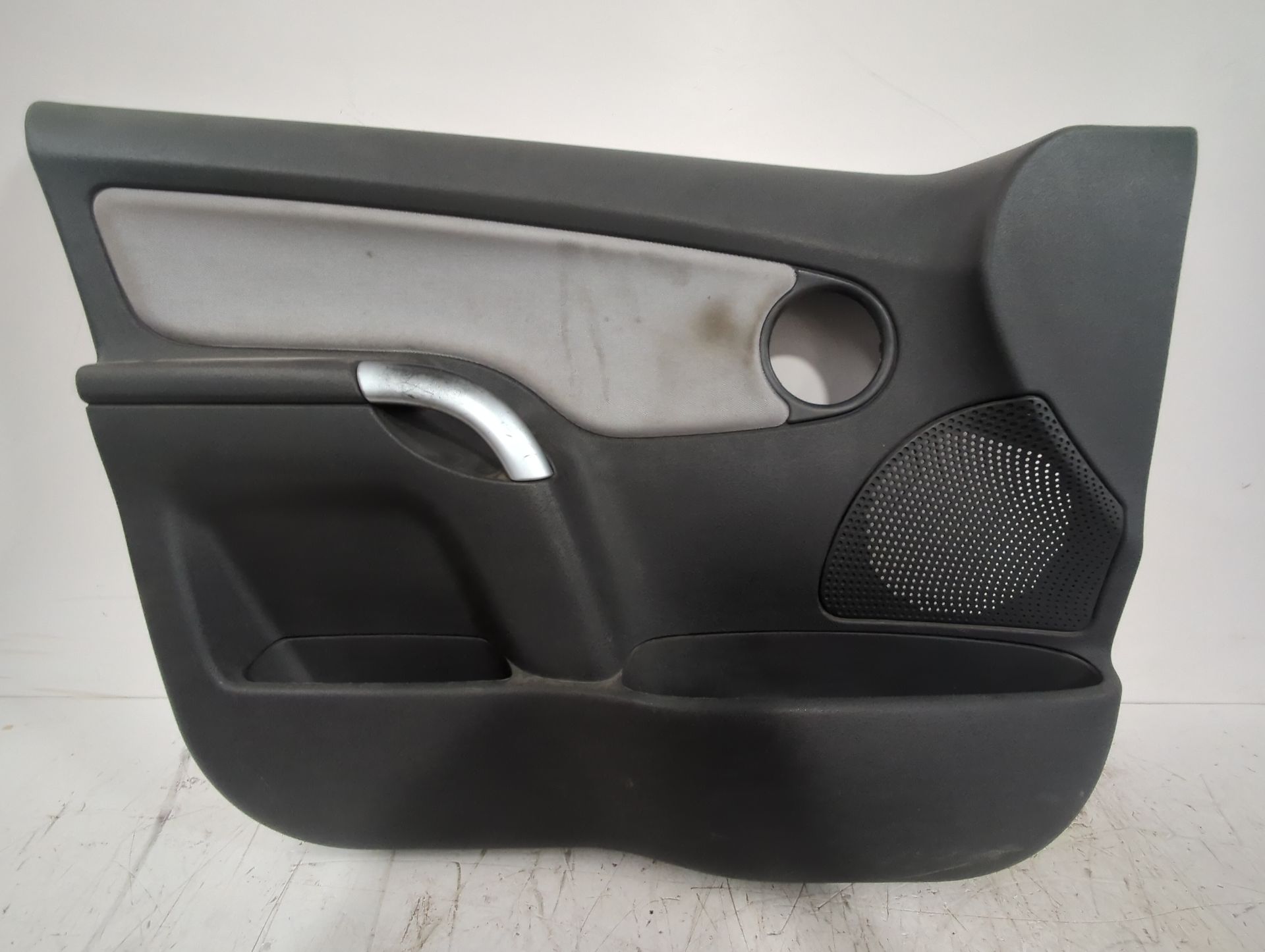 guarnecido_puerta_delantera_izquierda_96380495_citr_n_c3_i_fc_fn_1_4_i