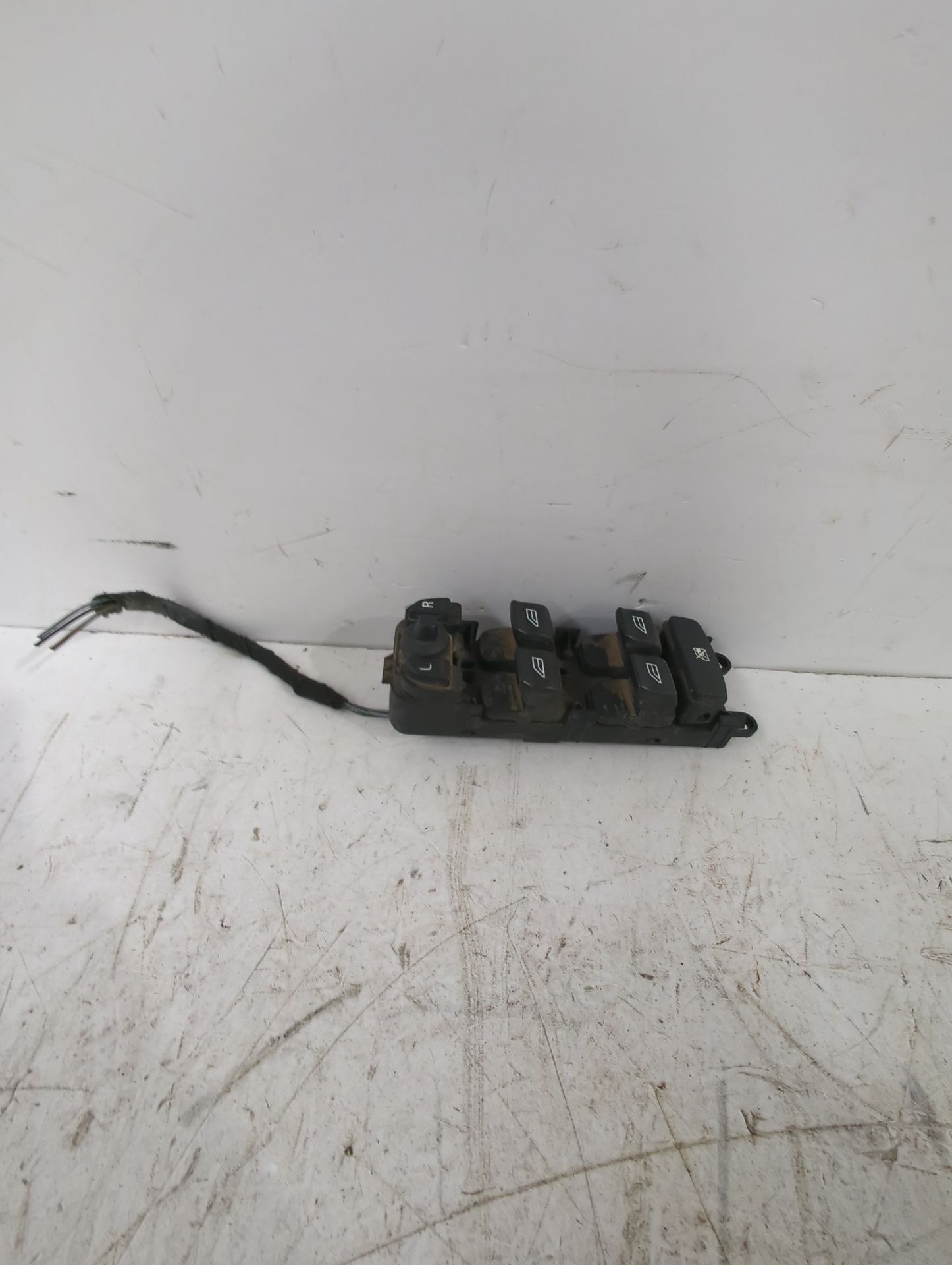 mando_elevalunas_delantero_izquierdo_lr003584_land_rover_freelander_2_l359_2_2_td4_4x4