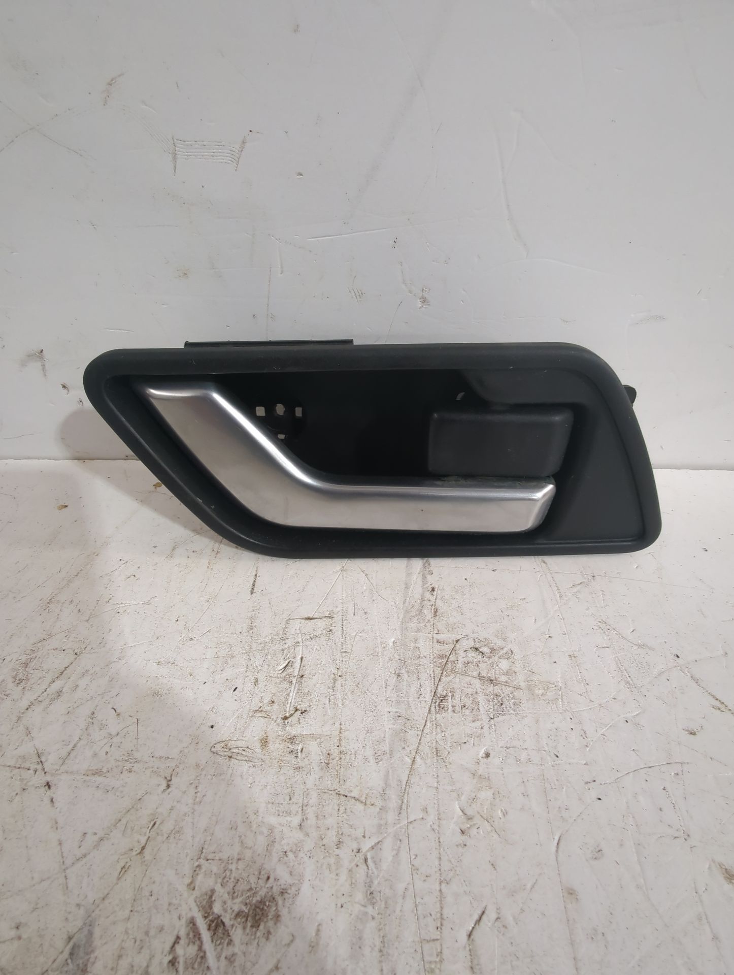 maneta_interior_delantera_derecha_lr002712_land_rover_freelander_2_l359_2_2_td4_4x4