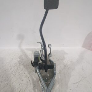 pedal_embrague_13173772_opel_astra_h_a04_1_7_cdti_l48