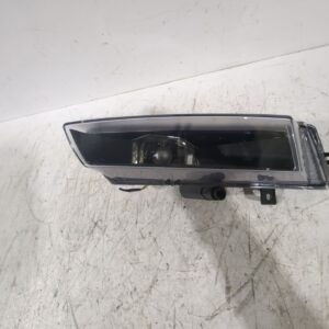 faro_antiniebla_derecho_63177181288_bmw_1_e87_120_d