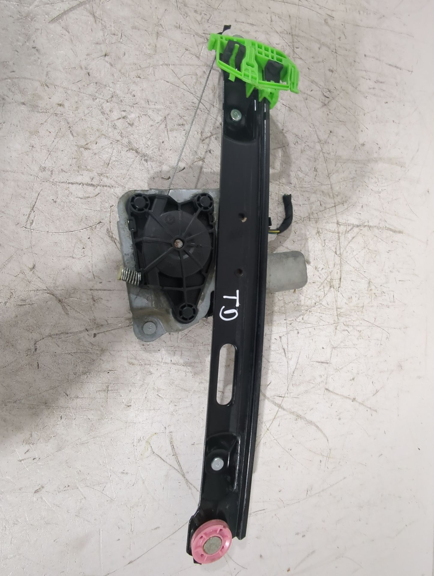 elevalunas_trasero_derecho_51357138468_bmw_1_e87_120_d