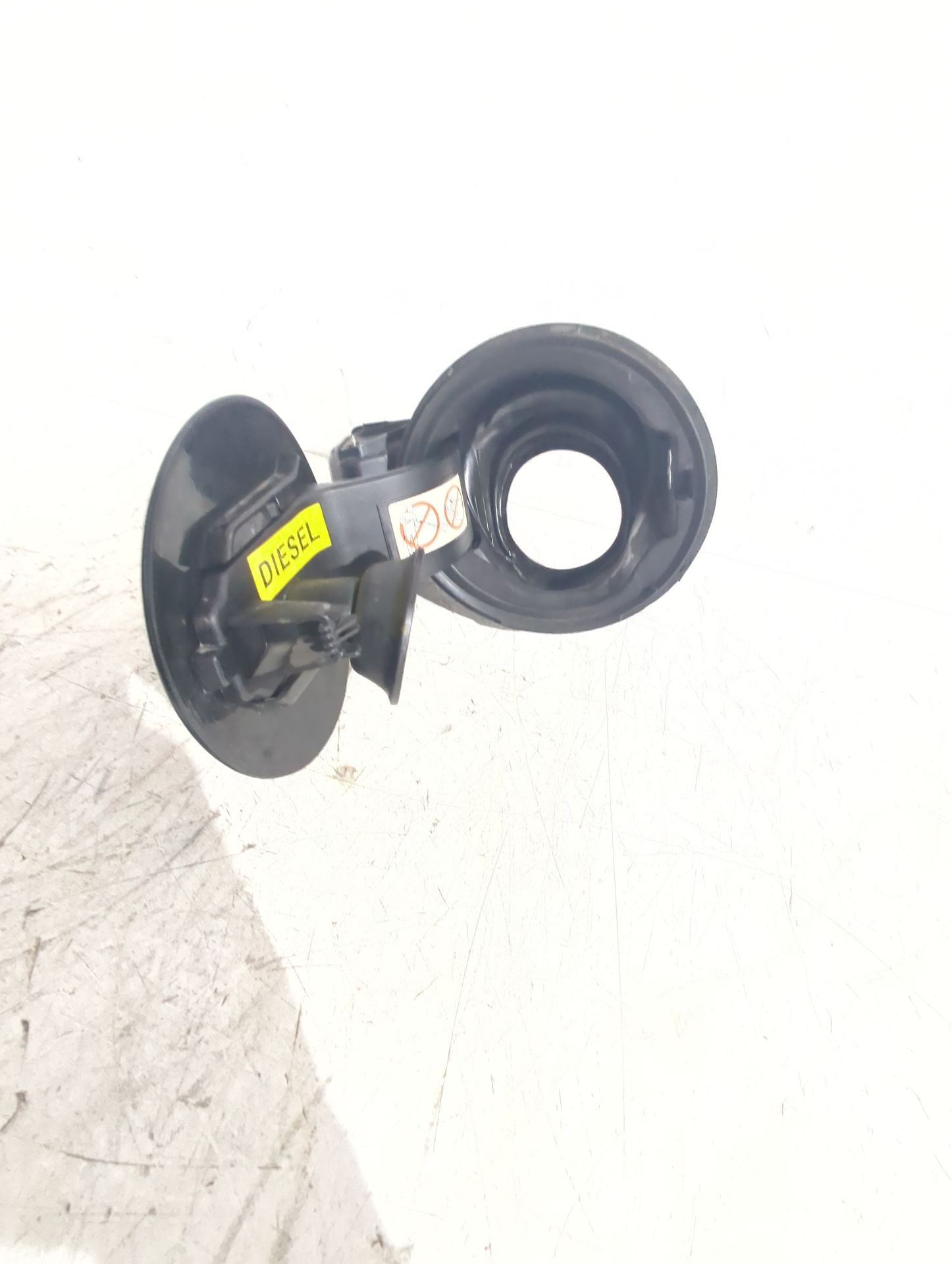 tapa_exterior_combustible_9654052280_citr_n_c4_grand_picasso_i_ua_1_6_hdi