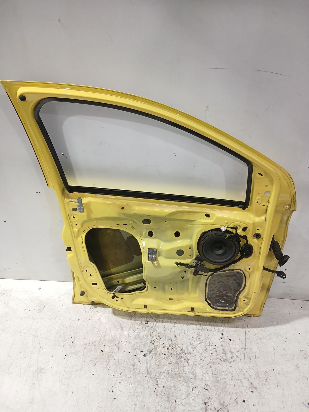 puerta_delantera_izquierda_2026480_ford_ka_iii_uk_fk_1_2