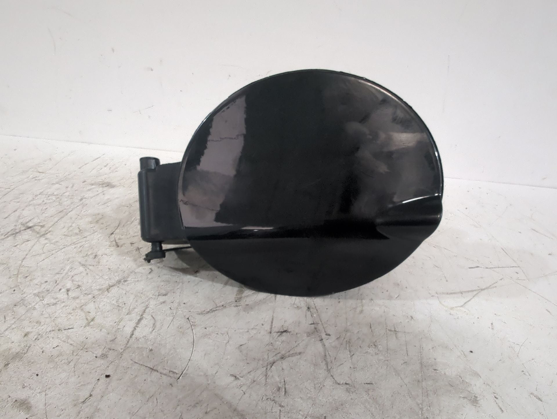 tapa_exterior_combustible_51177069449_bmw_1_e87_120_d