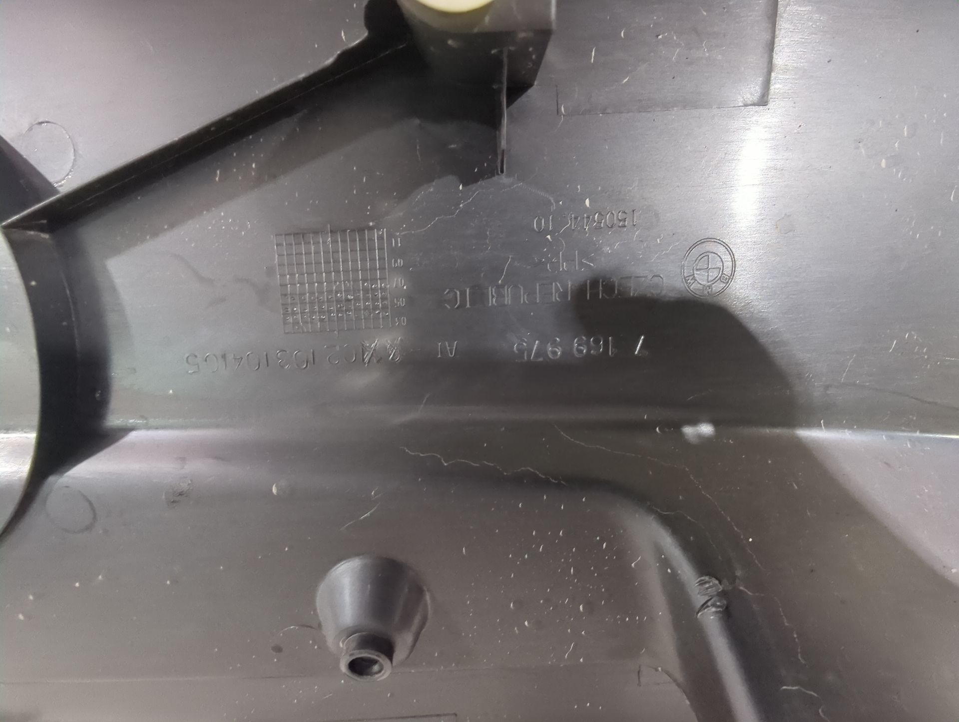 guarnecido_porton_trasero_56646711_bmw_1_e87_120_d