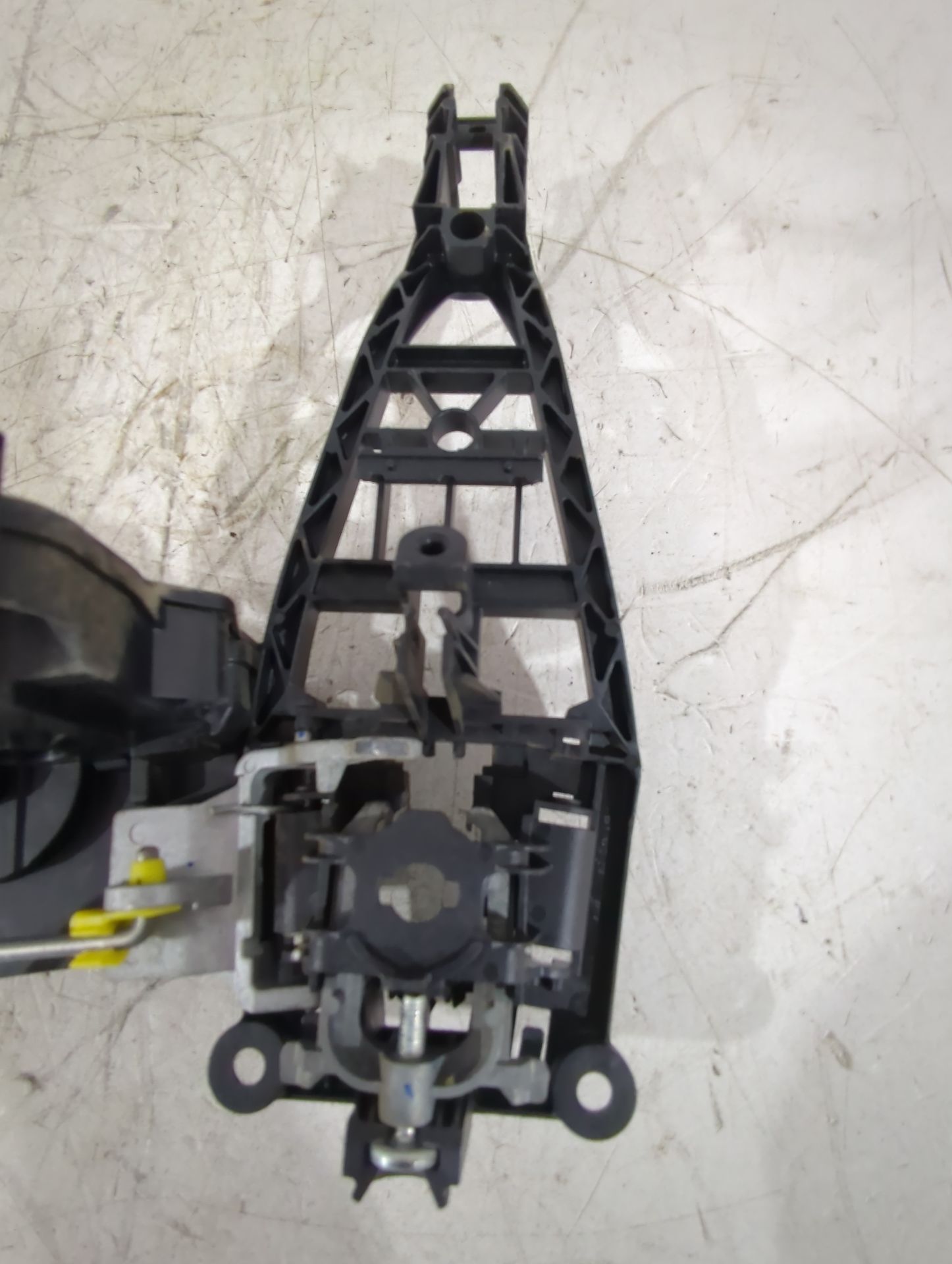 cerradura_puerta_trasera_izquierda_13258265_opel_corsa_d_s07_1_3_cdti_l08_l68