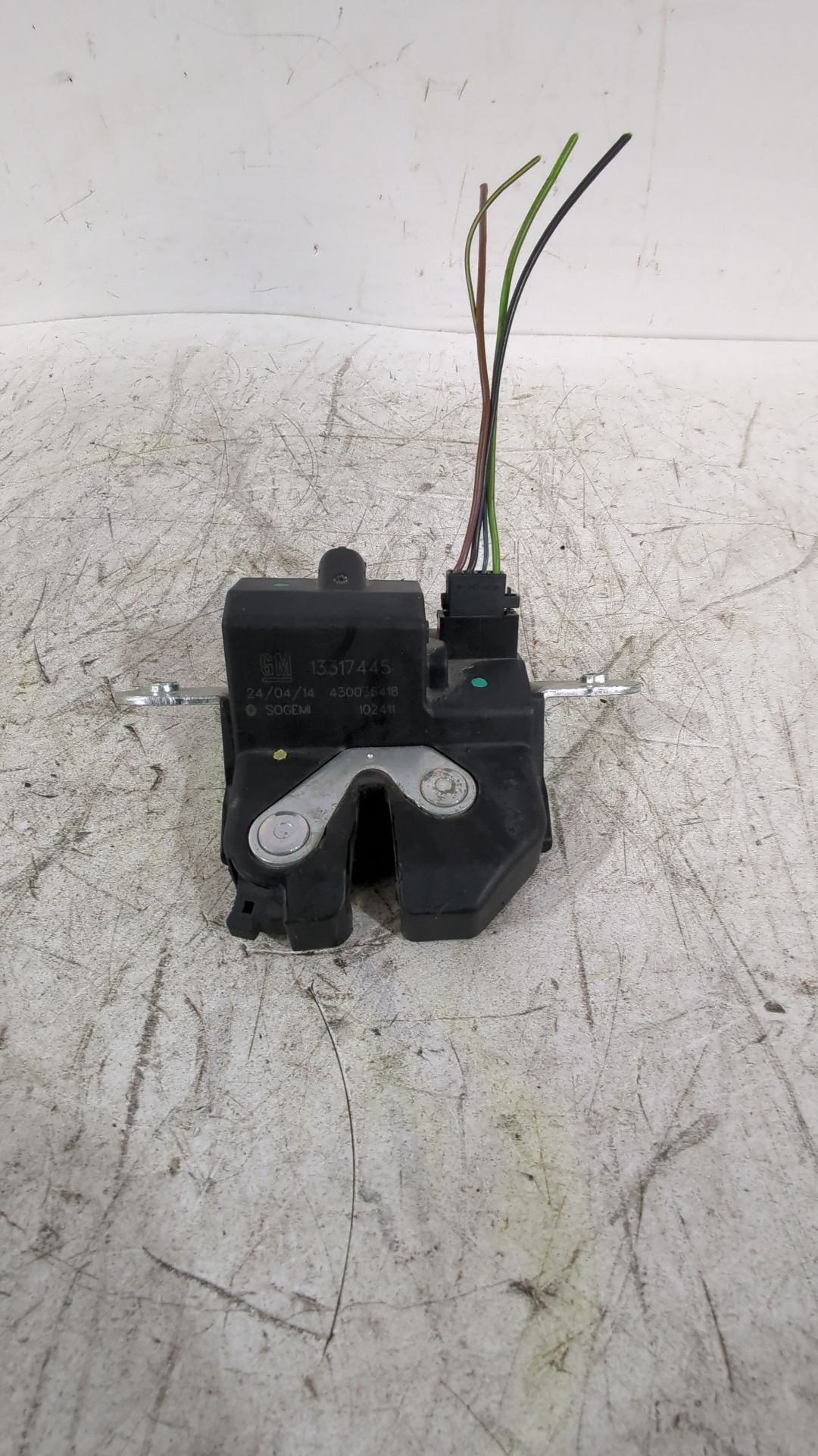 cerradura_maletero_porton_39021416_opel_corsa_d_s07_1_3_cdti_l08_l68