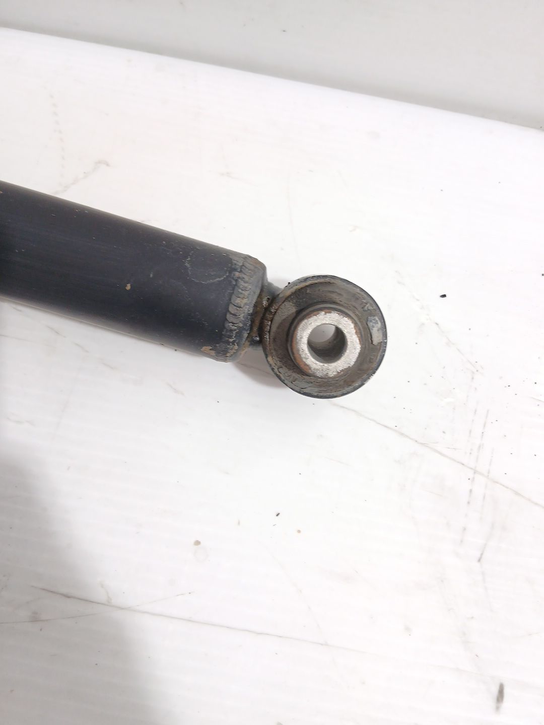 amortiguador_trasero_izquierdo_13398341_opel_corsa_d_s07_1_3_cdti_l08_l68