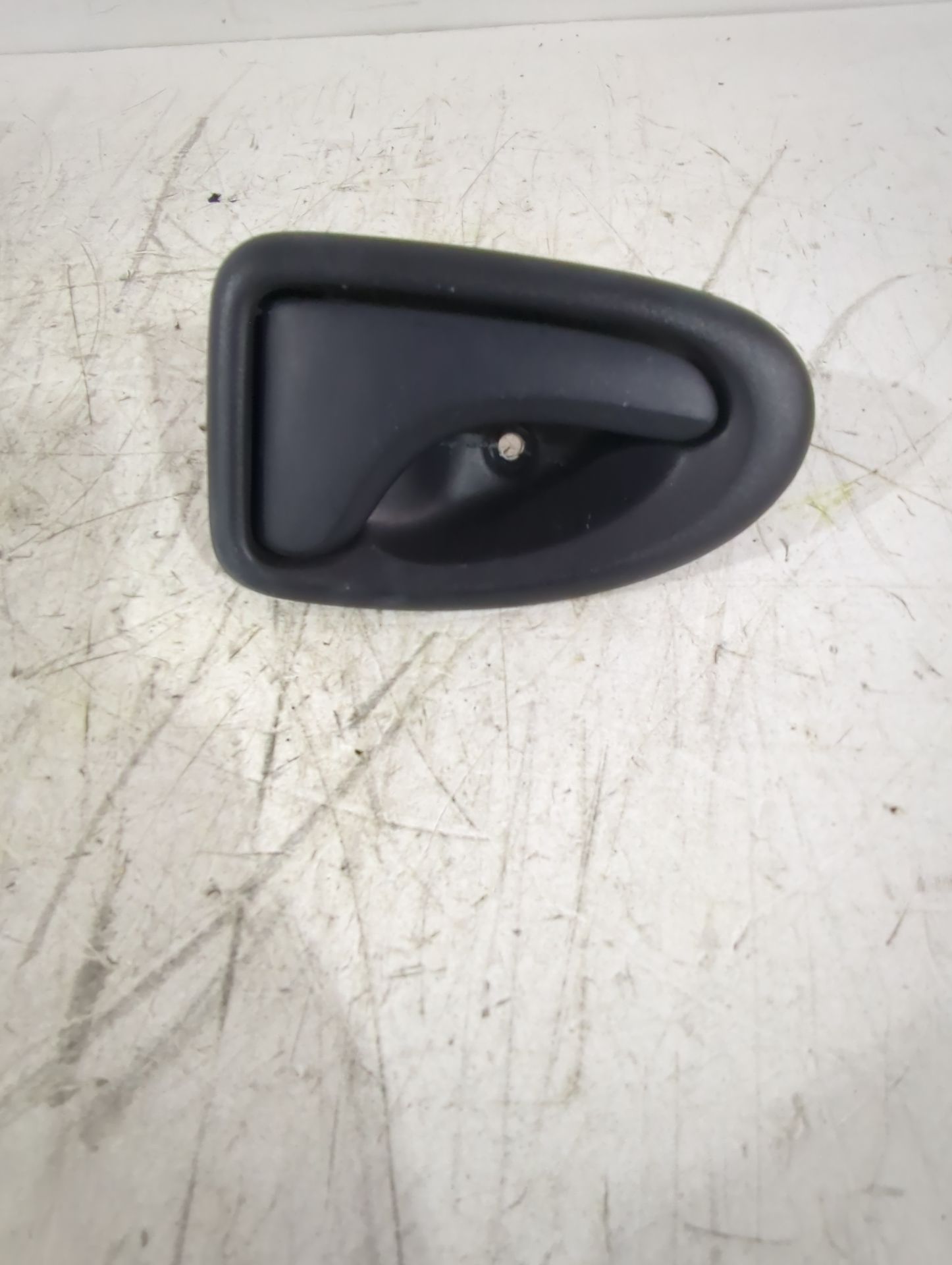 maneta_interior_trasera_derecha_7700353283_renault_megane_i_classic_la0_1_1_6_16v_la00_la04_la0b_la11_la16_la19_la1j_la1k