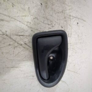 maneta_interior_trasera_izquierda_7700353282_renault_megane_i_classic_la0_1_1_6_16v_la00_la04_la0b_la11_la16_la19_la1j_la1k