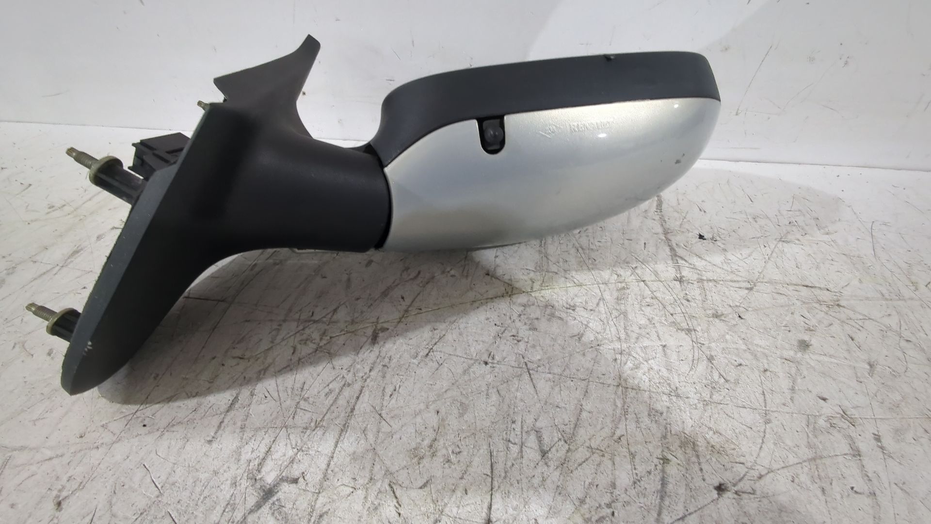 retrovisor_derecho_12313050_renault_megane_i_classic_la0_1_1_6_16v_la00_la04_la0b_la11_la16_la19_la1j_la1k