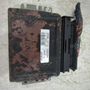 centralita_motor_uce_8200035692_renault_megane_i_classic_la0_1_1_6_16v_la00_la04_la0b_la11_la16_la19_la1j_la1k