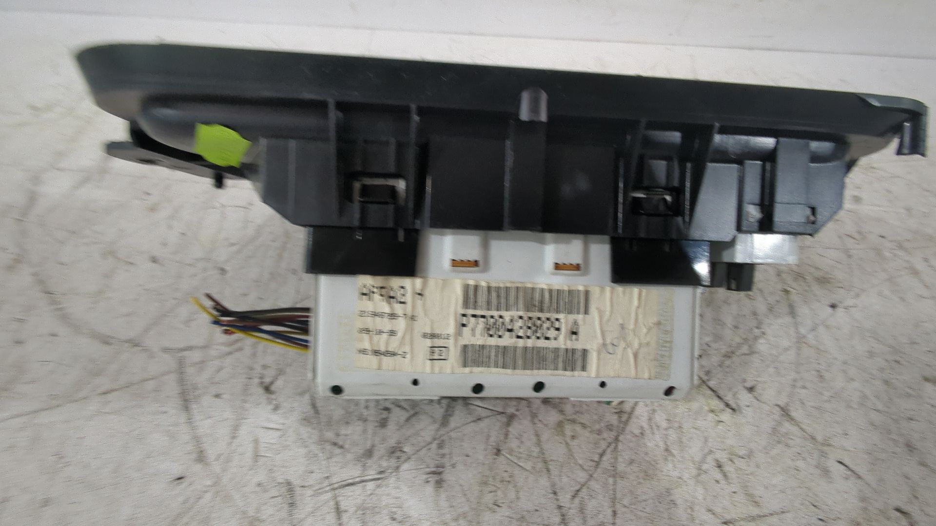 pantalla_multifuncion_7700426265_renault_megane_i_classic_la0_1_1_6_16v_la00_la04_la0b_la11_la16_la19_la1j_la1k