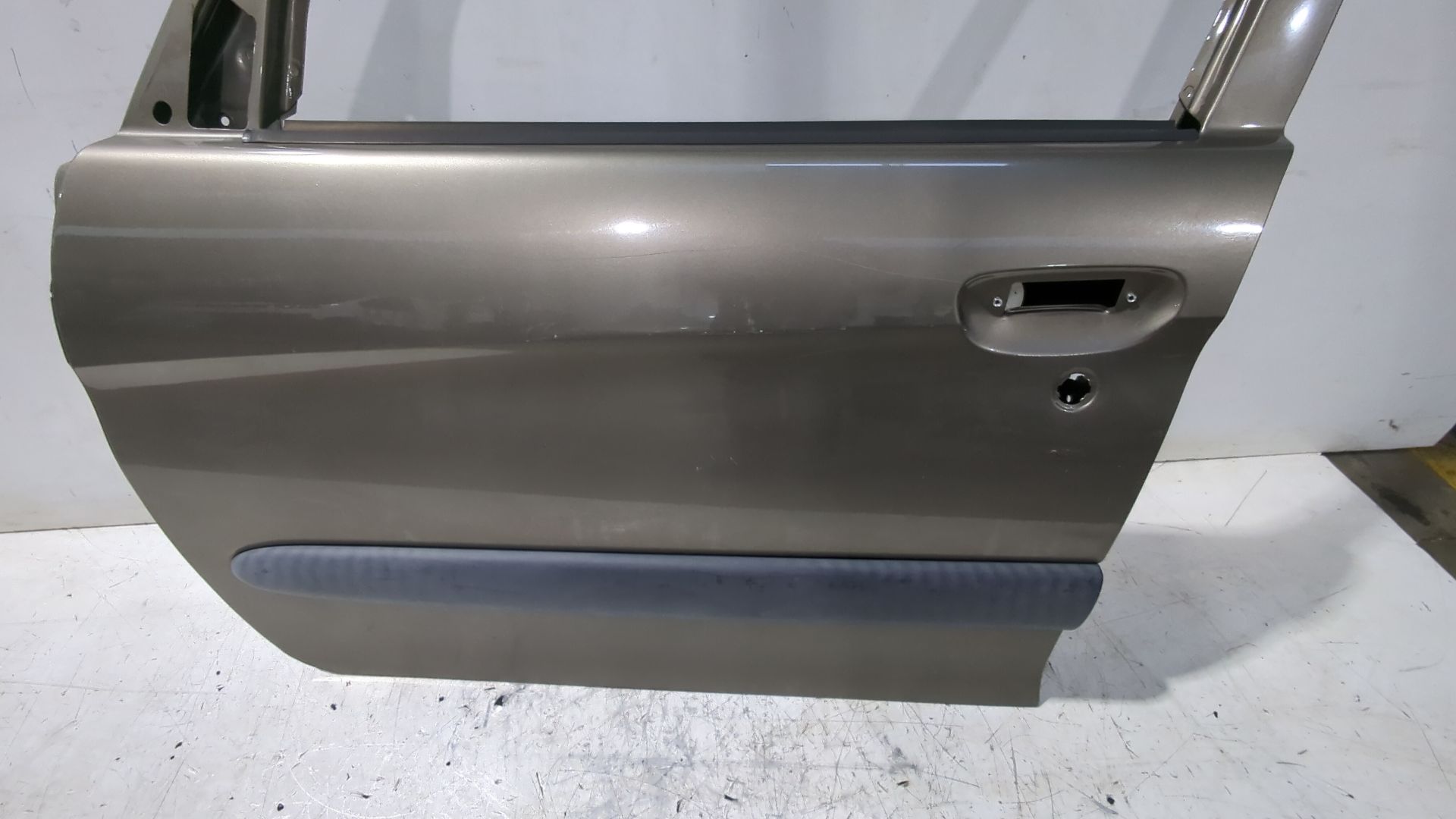 puerta_delantera_izquierda_9002l6_citr_n_xsara_picasso_n68_1_6_hdi