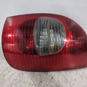 piloto_trasero_derecho_6351n0_citr_n_xsara_picasso_n68_1_6_hdi