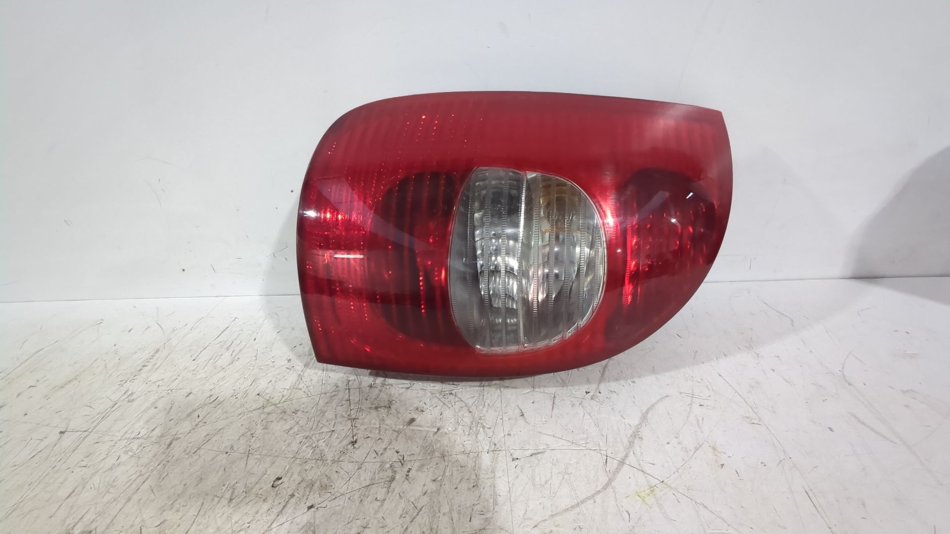 piloto_trasero_izquierdo_6350n0_citr_n_xsara_picasso_n68_1_6_hdi